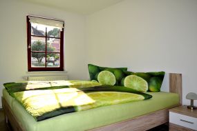 Schlafzimmer mit Doppelbett